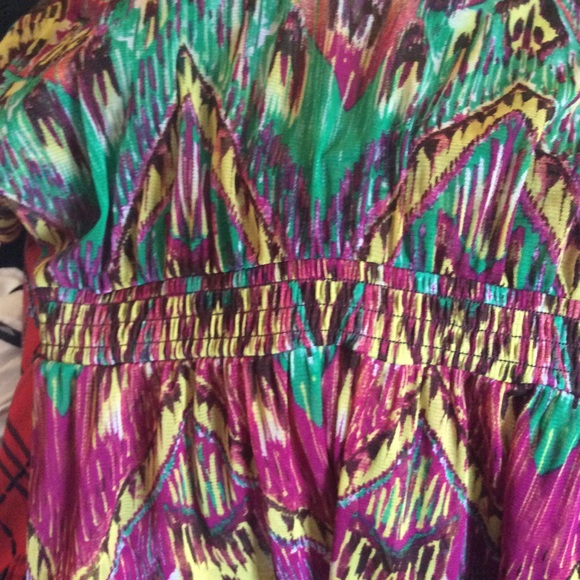 Cute INC Summer Sheer Top size S - Picture 8 of 10